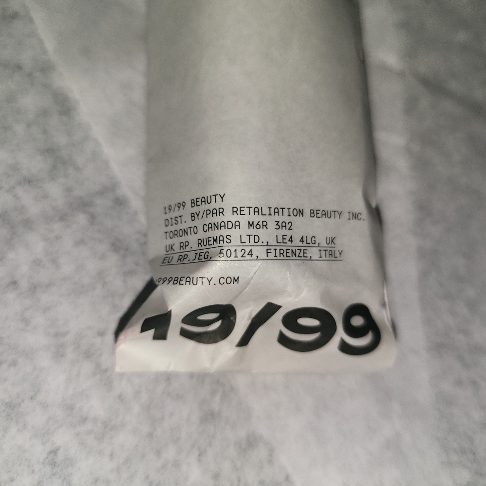 Cream Highlighter Stick in color Miele 0.23 Oz - Picture 6 of 7